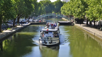 Cruise on the Canal Saint Martin