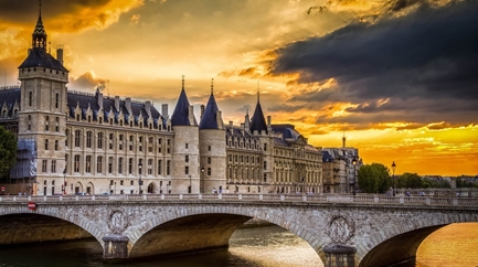 Sainte-Chapelle and Conciergerie - Priority-access ticket
