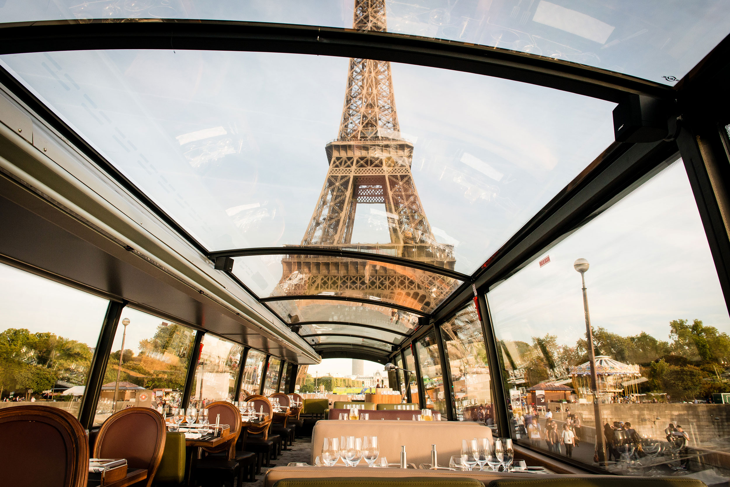 resto vue tour eiffel paris