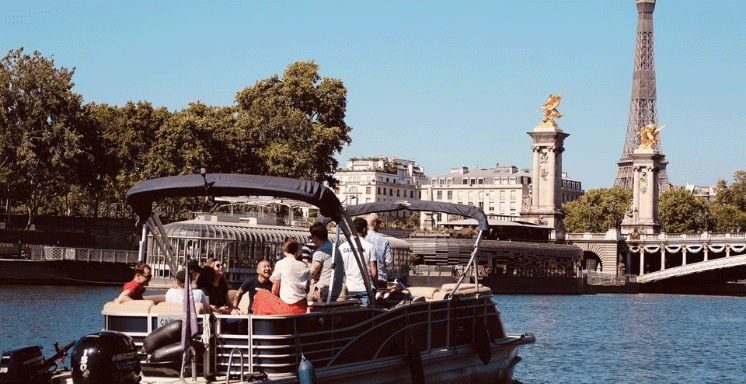 DÉGUSTATION DE CHAMPAGNE SUR LA SEINE